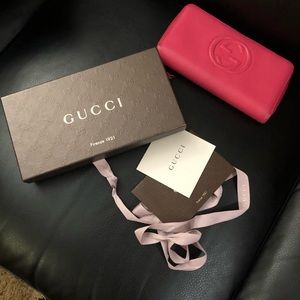 Authentic Gucci long wallet